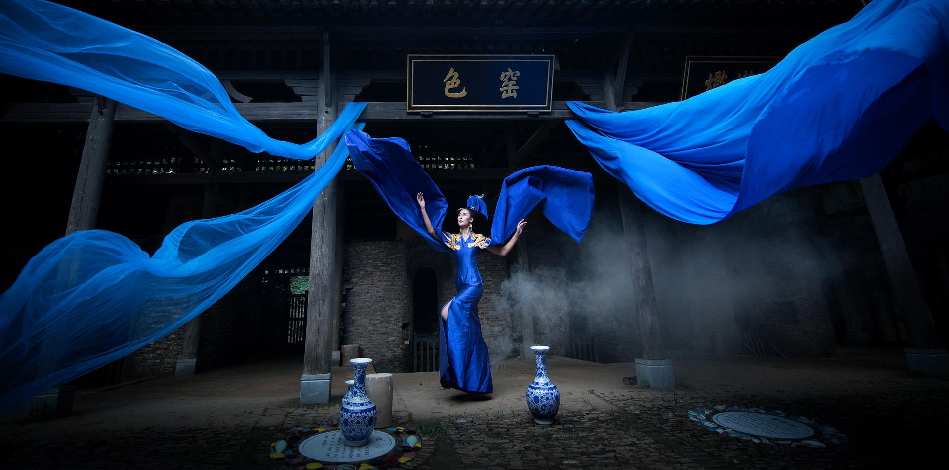 Golden Dragon Photo Award - Ying Mei (China) - Blue Demon